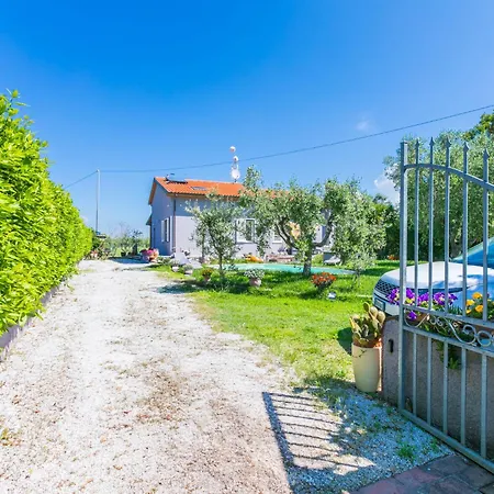 Garden By Interhome Dom wakacyjny La Cinquantina